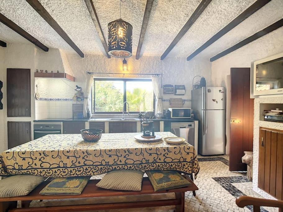 Villa Casa Do Vale-villa With Private Pool And Garden Palmela